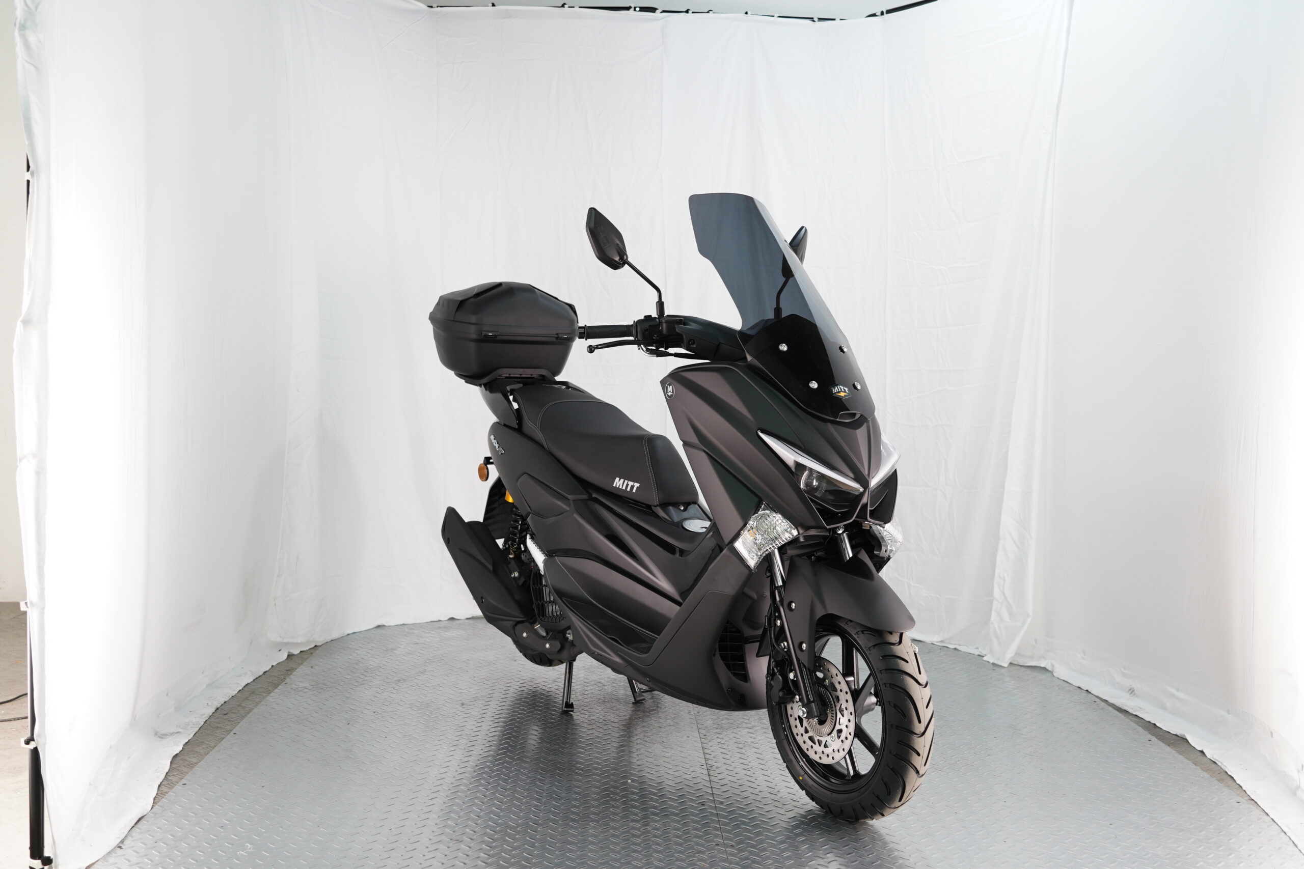 MAX T 2